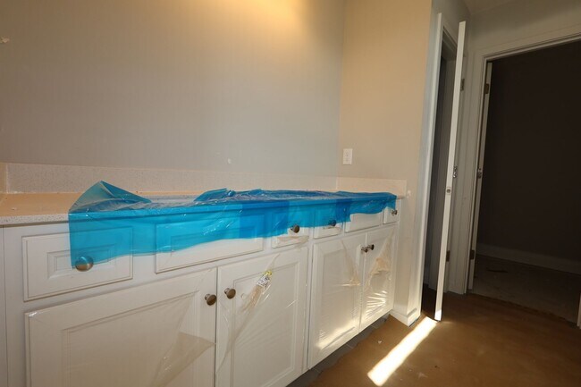 2262 Aerotrain Ct N, Plain City, OH 43064 - photo 4