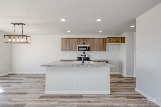 4209 N Delphi Ave, Meridian, ID 83646 - photo 3