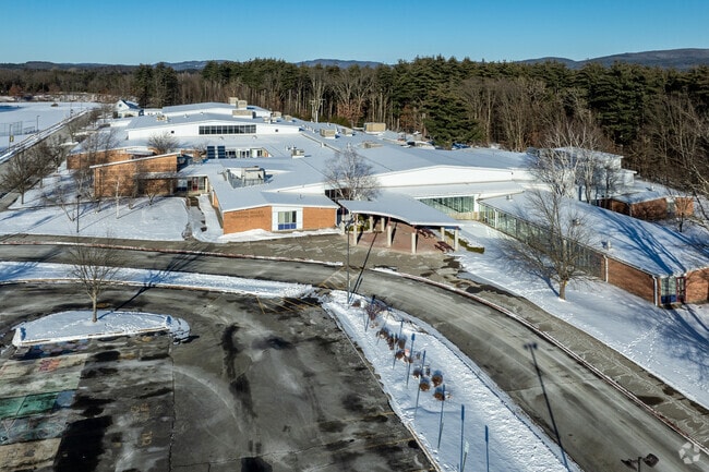 Pioneer Valley Regional School is located in Northfield, Massachusetts.