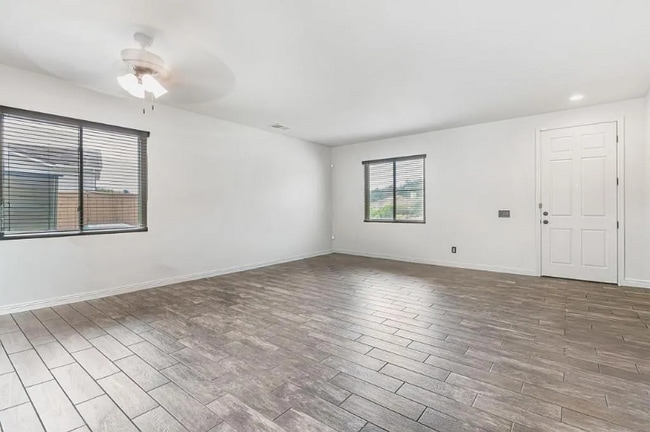 5539 Nanday Ct, Oceanside, CA 92057 - photo 2