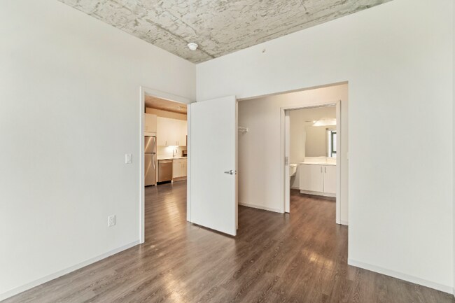 701 S Clark St, Chicago, IL 60605 - photo 3