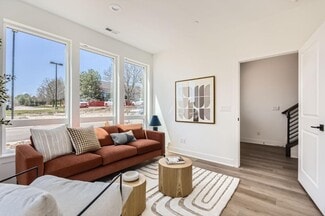 10880 E Hinsdale Cir, Centennial, CO 80112