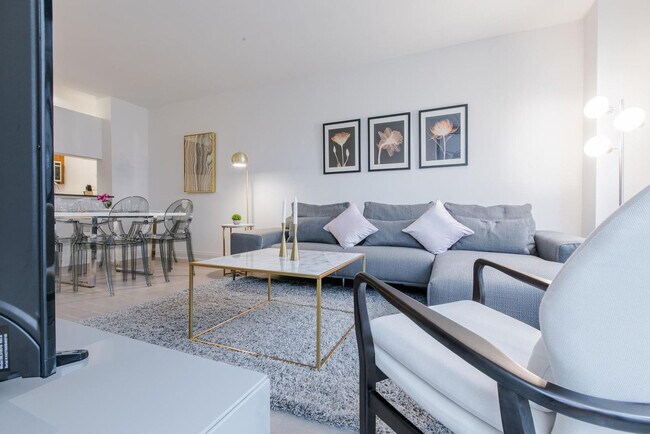 7 E 91st St unit FL4-ID1039024P, New York, NY 10128 - photo 3