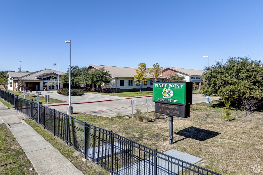 Piney Point Elementary School, Houston TX Rankings & Reviews