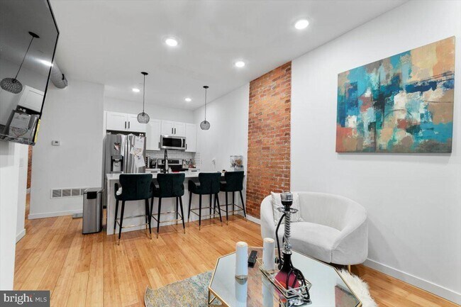 721 N 40th St unit 2, Philadelphia, PA 19104 - photo 7