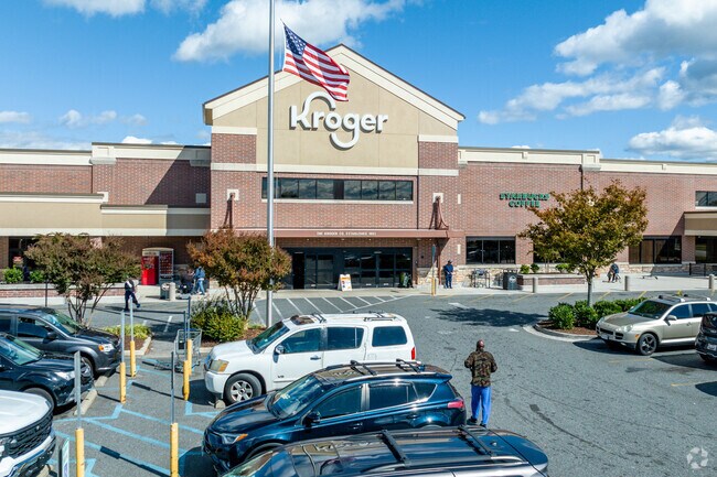 Kroger has many fresh grocery options in the Midtown Portsmouth neighborhood.