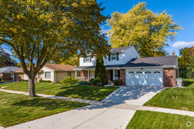 Menomonee River Hills neighborhood homes.