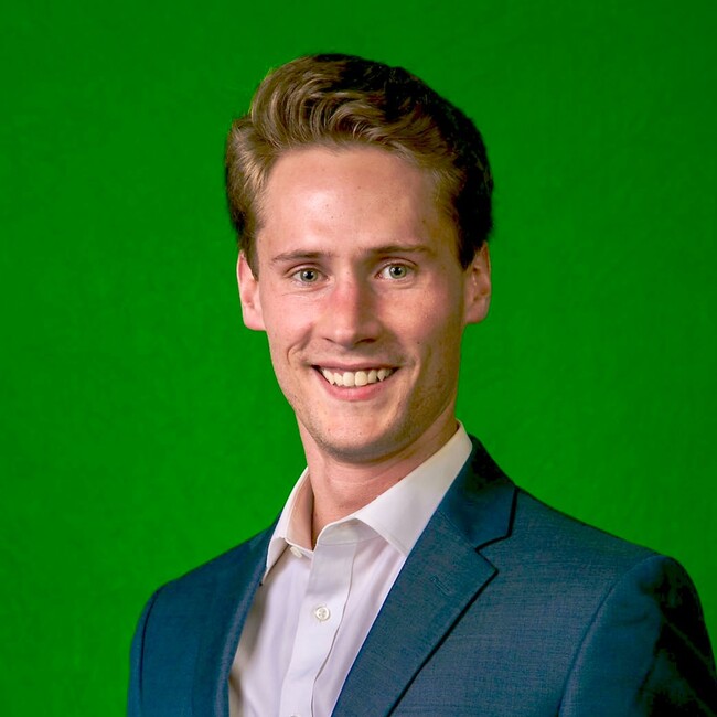 Agent Photo