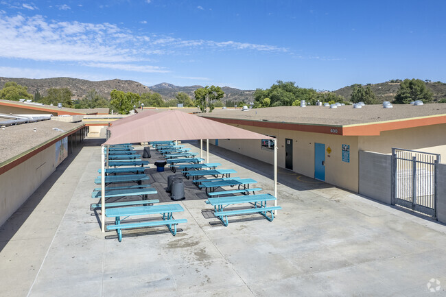 Poway Twin Peaks Middle School Courtyard Lunch Area