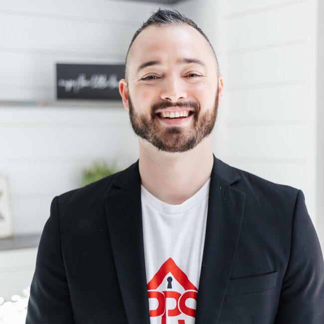 Agent Photo