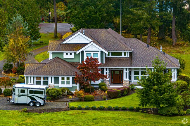 Fairfield Coalfield homes blend traditional and modern styles on half-acre wooded lots.