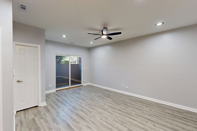 5971 N Elston Ave Unit 1