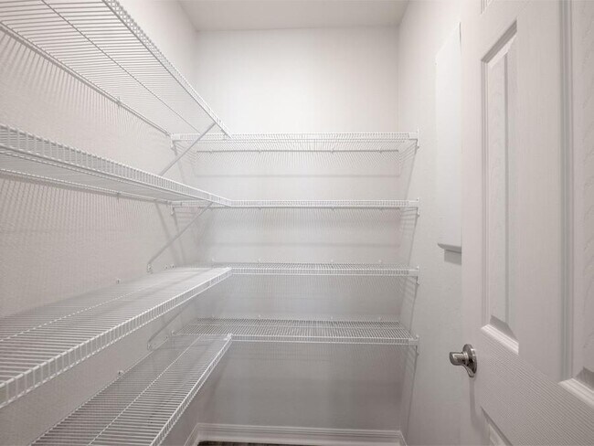 1315 Mottled Duck Ln, Lakeland, FL 33811 - photo 4