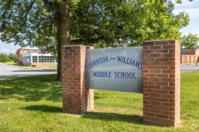 Johnson-Williams Middle School in Boyce offers a B-rated education and serves as a key part of the Clarke County Public Schools system.