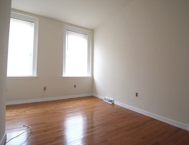 2320 Catharine St unit 1, Philadelphia, PA 19146 - photo 7