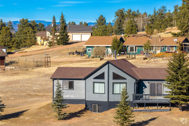 Ranch style homes in Florissant employ different styles from traditional to contemporary.