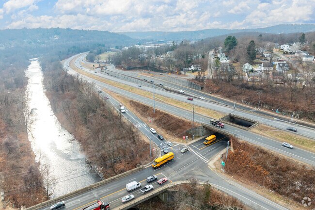 Route 8 provides regional roadway access through Waterville.