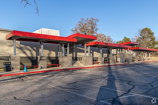 Lowell Elementary School has an A- rating on Niche.com