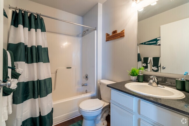 2BD, 2BA - 854SF - Emerald - Bathroom 2
