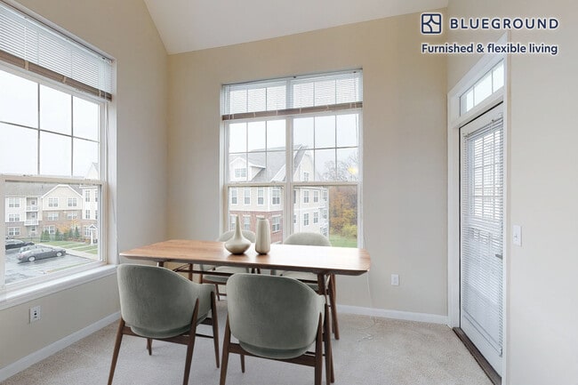 40 Riverpath Dr unit FL1-ID3006A, Framingham, MA 01701 - photo 5