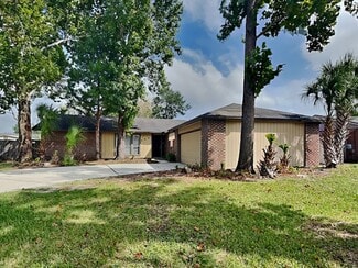 595 Charles Carroll St, Orange Park, FL 32073
