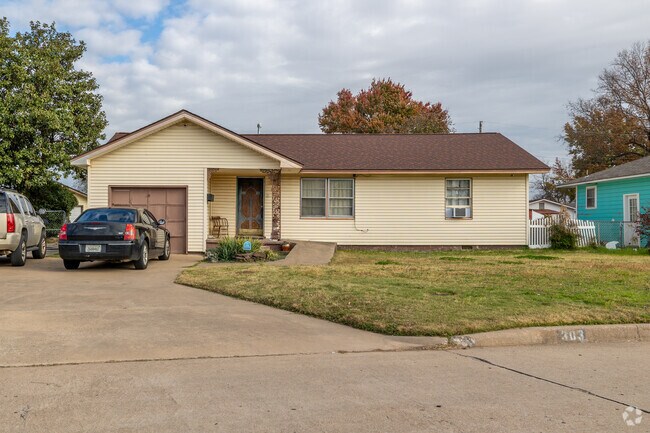 Many of the homes in Bruner have attached garages.