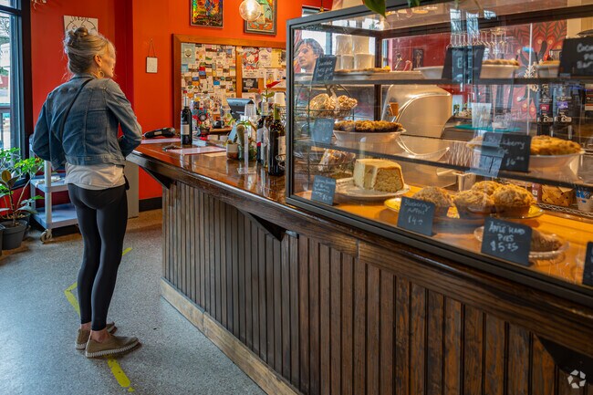 Washington Park has lots of shopping options for fresh foods and coffee.