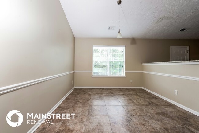 10576 Day Lily Dr, Hampton, GA 30228 - photo 3