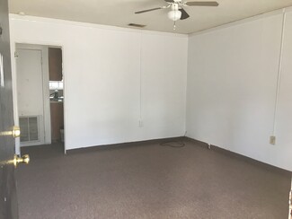 2220 S Madison St, Albany, GA 31701