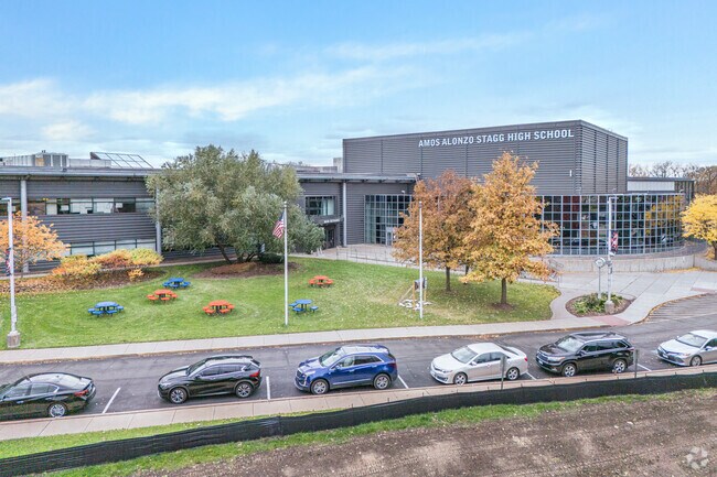 Amos Alonzo Stagg High School serves the Ishnala area.