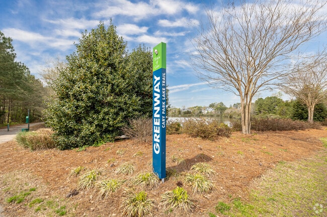 Cary Park Lake Trail