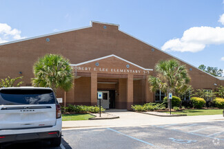 Robert E. Lee Elementary School