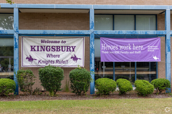Kingsbury E S 1