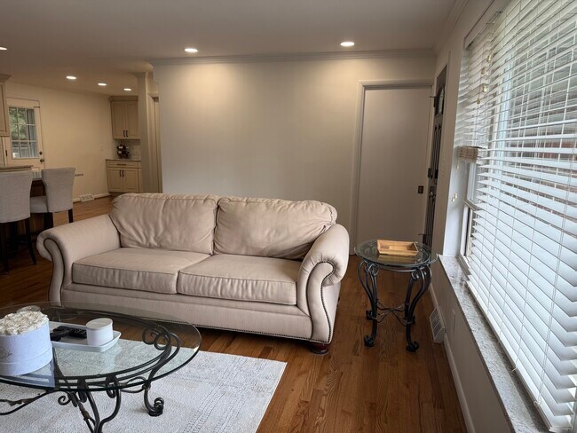 6721 Eleck Place, Cincinnati, OH 45243 - photo 2