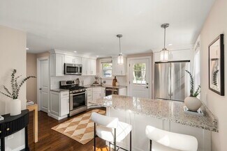 51 Chapel St Unit 1, Norwood, MA 02062