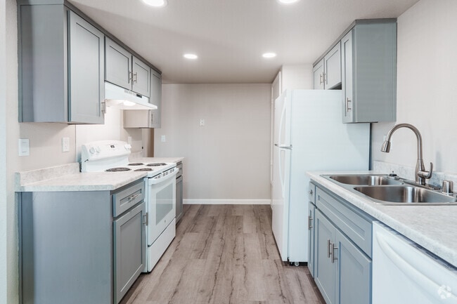 Dry Creek, Paso Robles, CA 93446 - photo 2