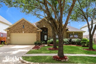 3211 Oak Park Ln, Missouri City, TX 77459