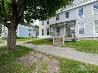 23-25 4th St Unit 4, Bangor, ME 04401