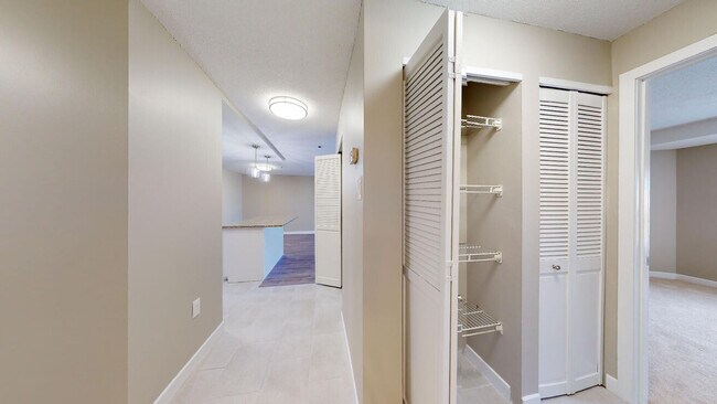 1067 Beacon St unit L02, Brookline, MA 02446 - photo 2