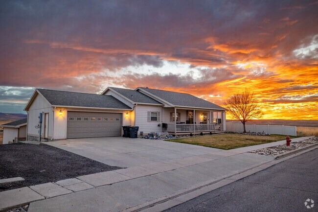 Evanston residents enjoy the beautiful sunsets in Wyoming.