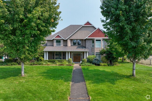 The median home sales price in Milwaukie is about $508,000.