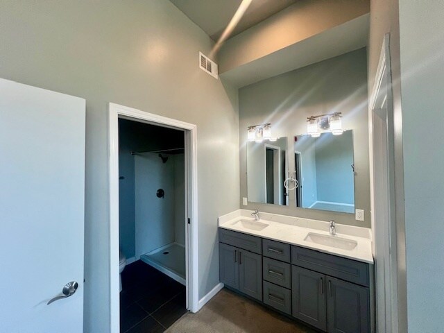 en suite bathroom in the primary bedroom