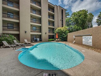 380 9th Avenue Dr NE, Hickory, NC 28601