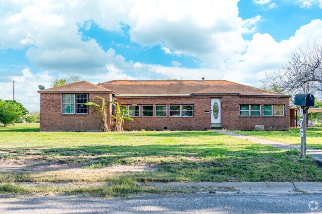 Single story four bedroom ranch style homes can be found throughout the central Raymondville area.
