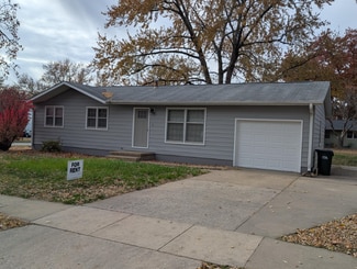 1121 Dover St, Iowa City, IA 52240