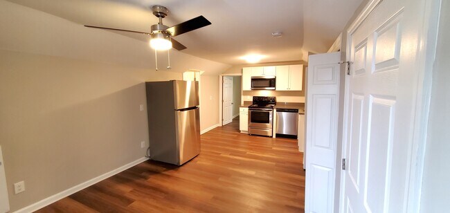 1605 Douglas Ave unit D, Nashville, TN 37206 - photo 5