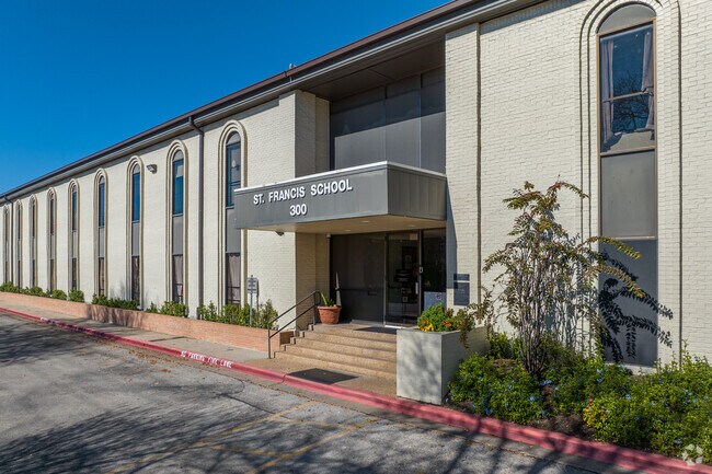 Discover the joy of education experienced at St. Francis School.