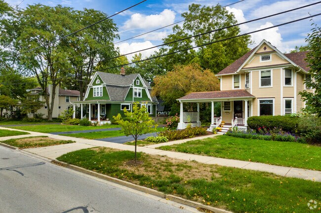 Colorful, historic homes line 7th Street in Downtown St Charles.
