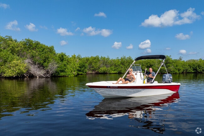 Boating is a part of the Floridian lifestyle for Mariner residents.