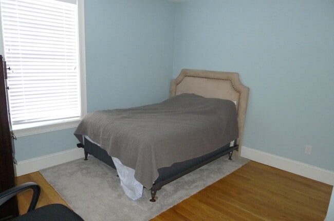 12 Chestnut St unit 2, Belmont, MA 02478 - photo 3